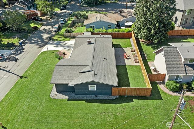 2011 145th Avenue SE, Bellevue, WA 98007