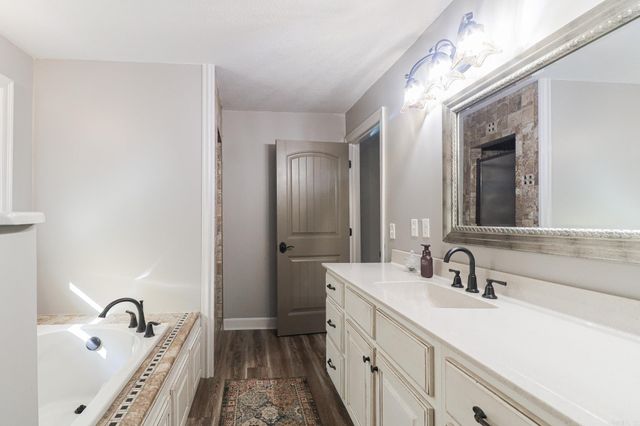 164 Greene 704 Road, Paragould, AR 72450