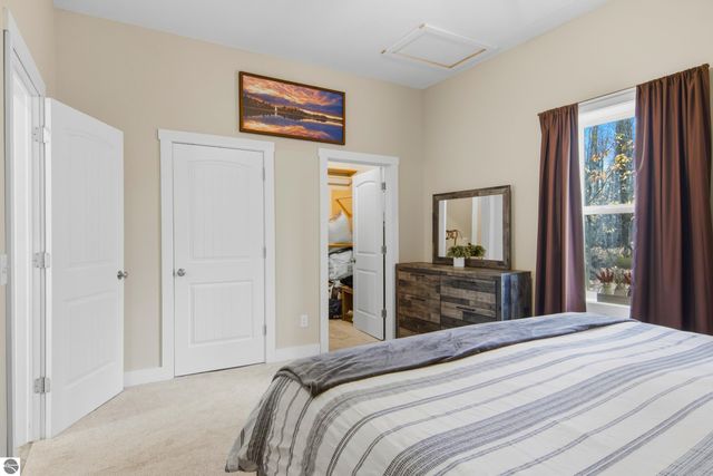 8660 Wilderness Trail, Traverse City, MI 49684