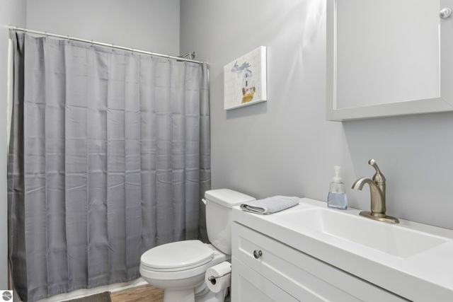 8660 Wilderness Trail, Traverse City, MI 49684