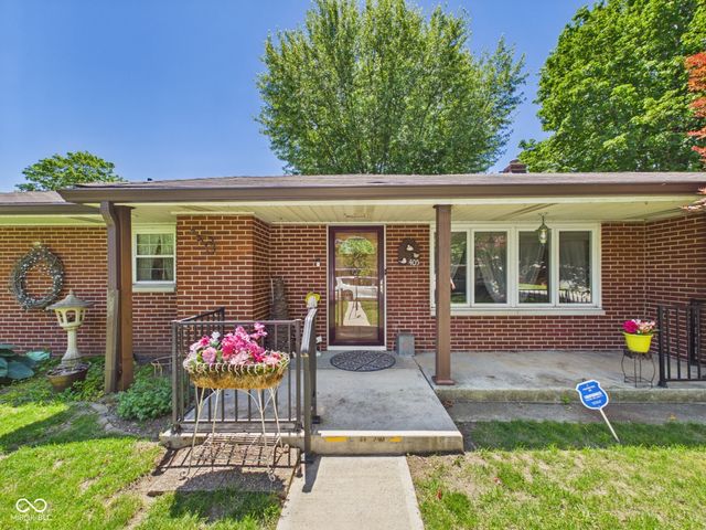 405 W Van Buren Street, Alexandria, IN 46001