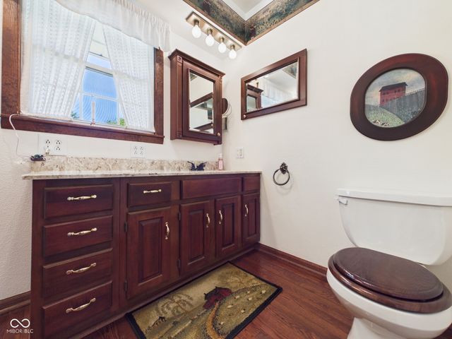405 W Van Buren Street, Alexandria, IN 46001