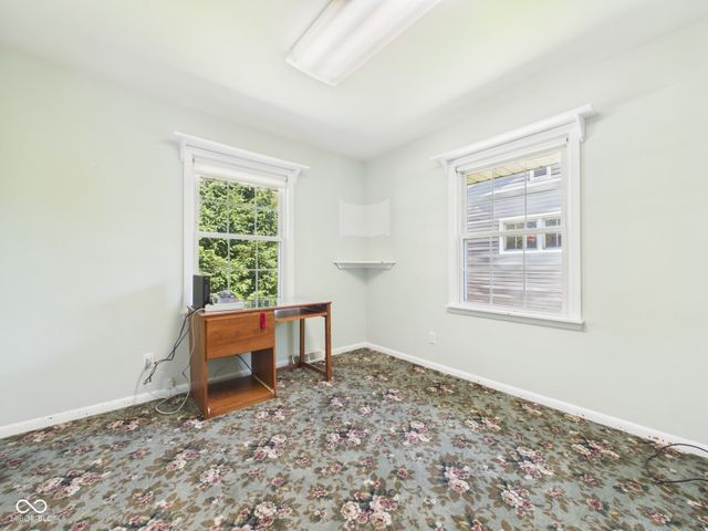 405 W Van Buren Street, Alexandria, IN 46001