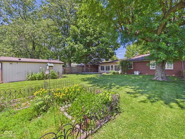 405 W Van Buren Street, Alexandria, IN 46001