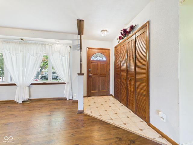 405 W Van Buren Street, Alexandria, IN 46001