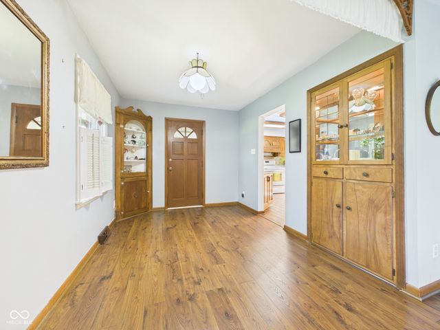 405 W Van Buren Street, Alexandria, IN 46001