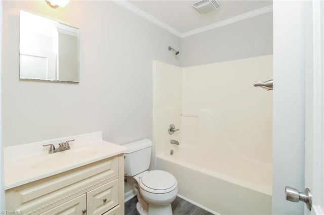 5413 Shattalon Drive, Winston-salem, NC 27106