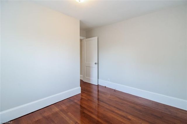 5413 Shattalon Drive, Winston-salem, NC 27106