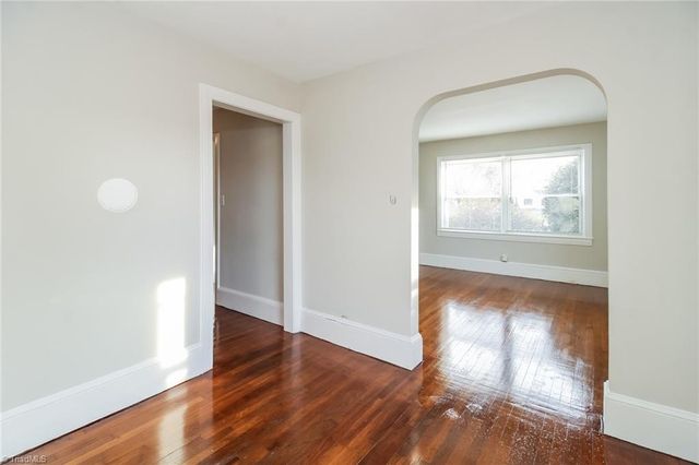 5413 Shattalon Drive, Winston-salem, NC 27106