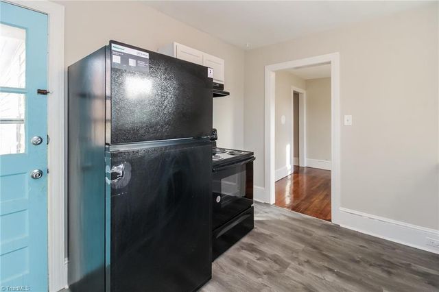 5413 Shattalon Drive, Winston-salem, NC 27106