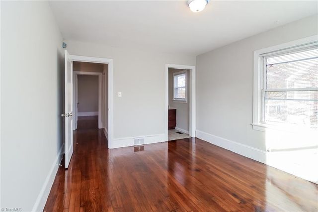 5413 Shattalon Drive, Winston-salem, NC 27106