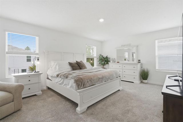 1088 HAPPY FOREST LOOP, Deland, FL 32720