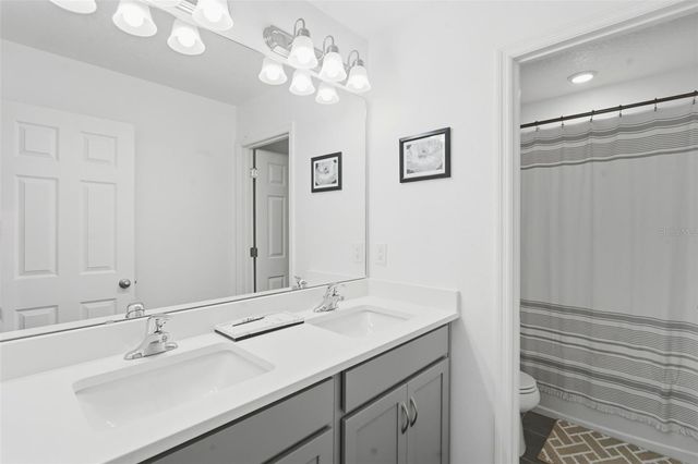 1088 HAPPY FOREST LOOP, Deland, FL 32720