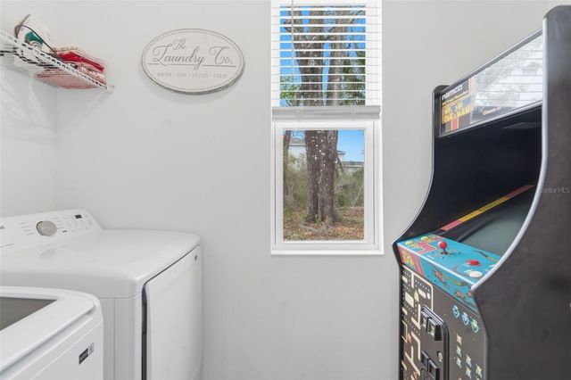 1088 HAPPY FOREST LOOP, Deland, FL 32720