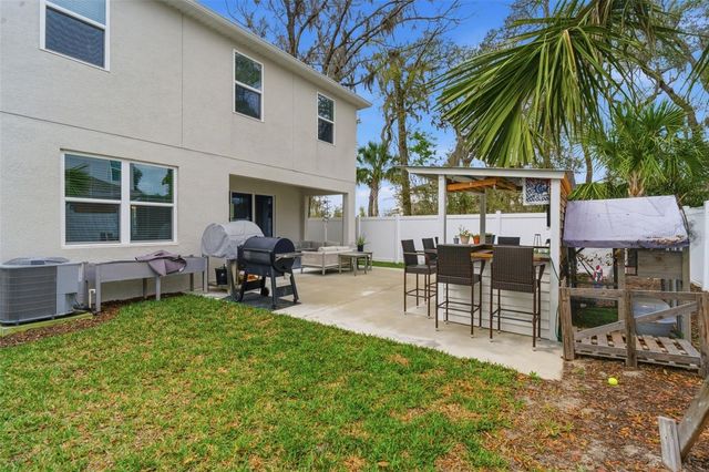 1088 HAPPY FOREST LOOP, Deland, FL 32720