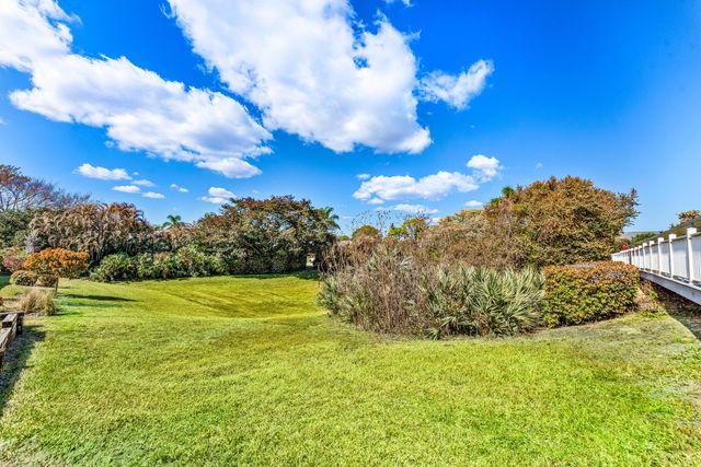 10924 SE Stonehill Lane, Hobe Sound, FL 33455