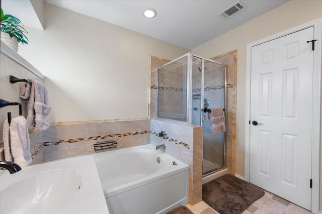2404 Bennington Drive, Arlington, TX 76018