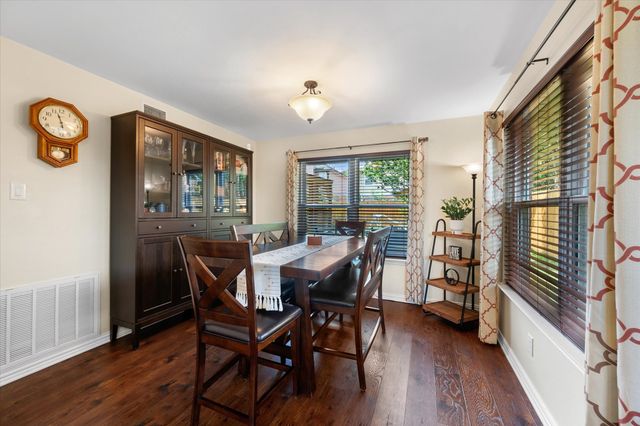 2404 Bennington Drive, Arlington, TX 76018