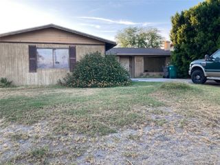 43541 Virginia Ave, Palm Desert, CA 92211