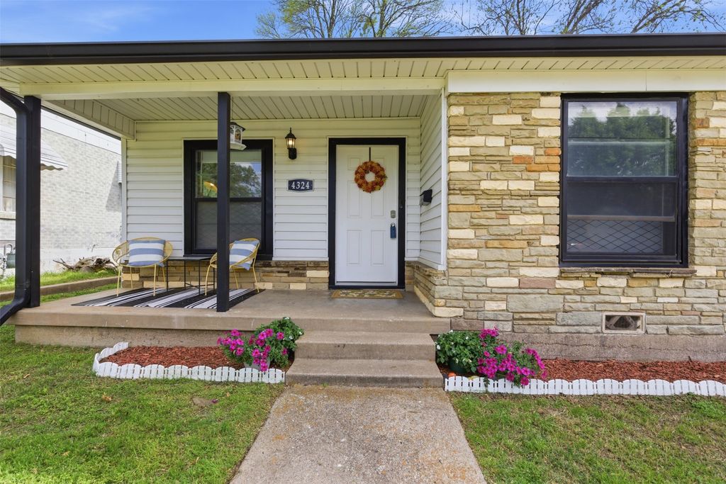4324 Lambeth Lane, Fort Worth, TX 76103 — photo 5