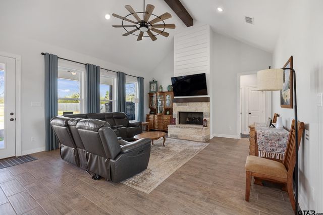 8110 Freestone Drive, Bullard, TX 75757