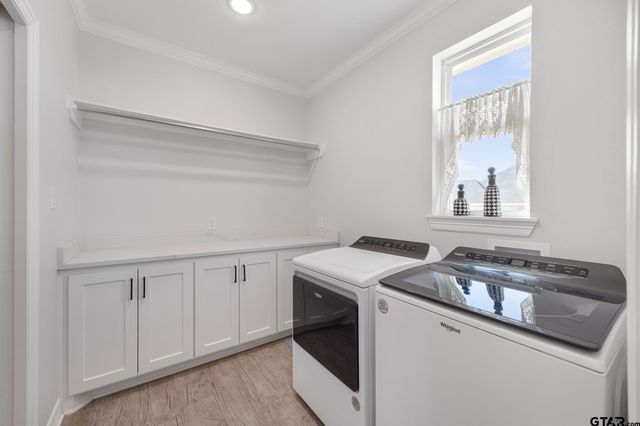 8110 Freestone Drive, Bullard, TX 75757