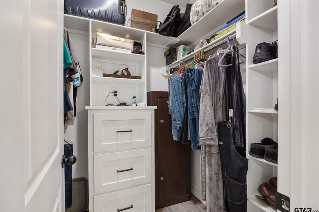 8110 Freestone Drive, Bullard, TX 75757