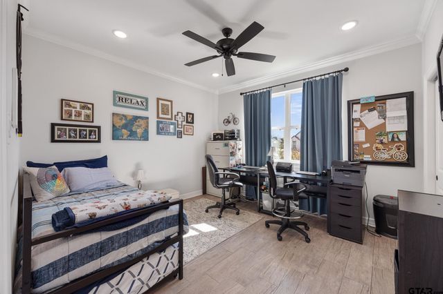 8110 Freestone Drive, Bullard, TX 75757