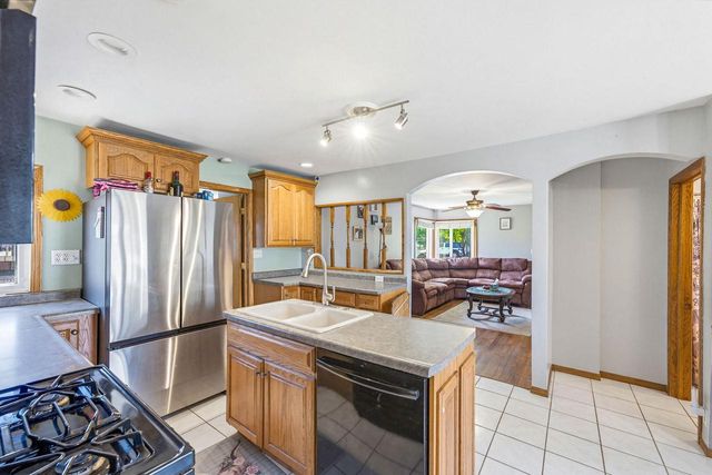 110 E Wisconsin AVENUE, Silver Lake, WI 53170