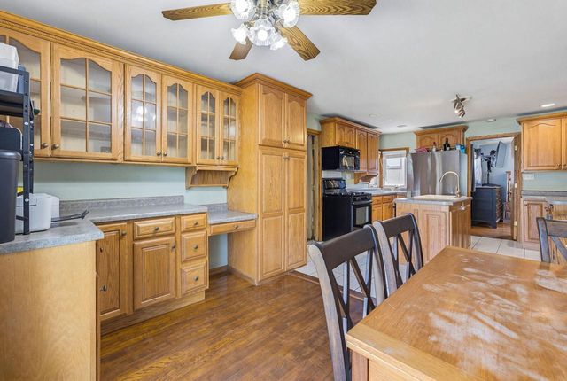 110 E Wisconsin AVENUE, Silver Lake, WI 53170