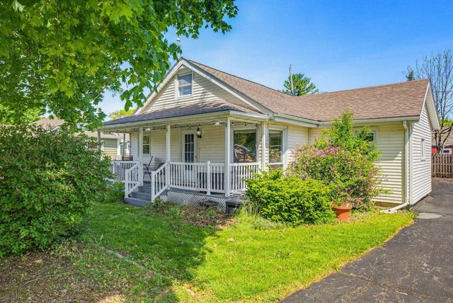 110 E Wisconsin AVENUE, Silver Lake, WI 53170
