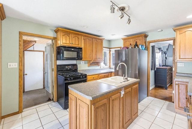110 E Wisconsin AVENUE, Silver Lake, WI 53170