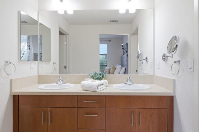 92 S 1st Street, Campbell, CA 95008