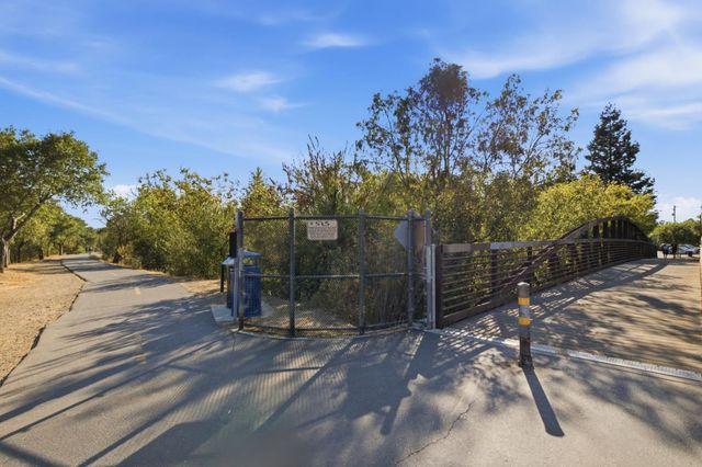 92 S 1st Street, Campbell, CA 95008