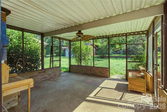 169 Greenbriar Drive, Forest City, NC 28043