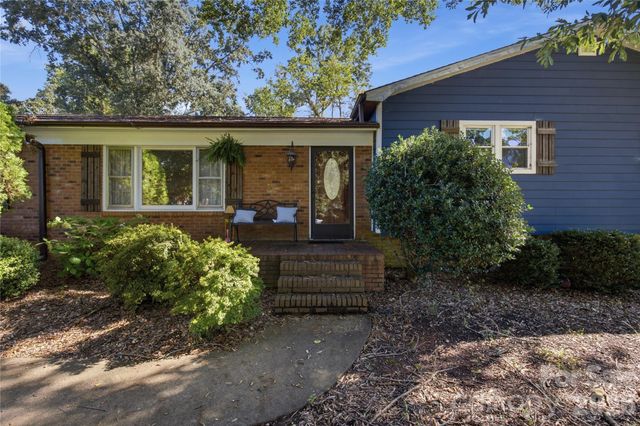 169 Greenbriar Drive, Forest City, NC 28043