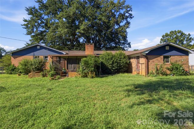 169 Greenbriar Drive, Forest City, NC 28043