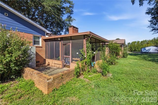 169 Greenbriar Drive, Forest City, NC 28043