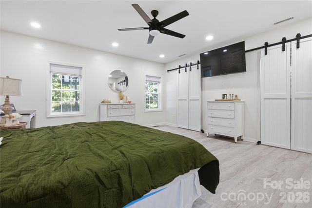 169 Greenbriar Drive, Forest City, NC 28043