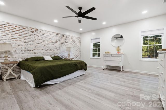 169 Greenbriar Drive, Forest City, NC 28043