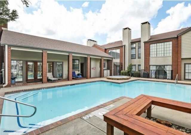 5100 verde valley lane 111, Dallas, TX 75254