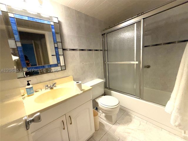 199 SW 12th Ave 301C, Miami, FL 33130