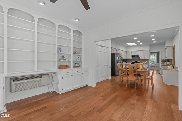 100 Planters Wood Lane, Cary, NC 27518