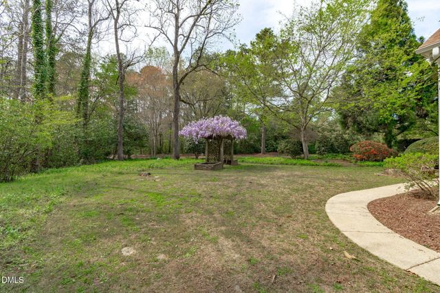 100 Planters Wood Lane, Cary, NC 27518