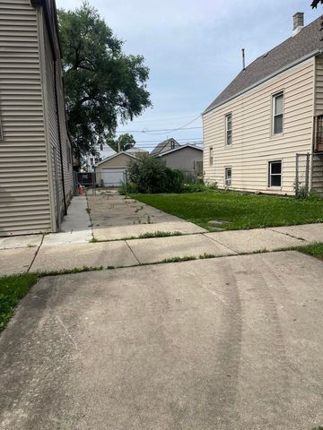 4844 W Gunnison Street, Chicago, IL 60638