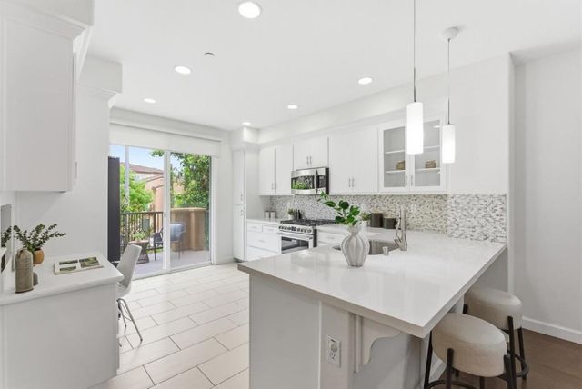925 Indian Wells Avenue, Sunnyvale, CA 94085