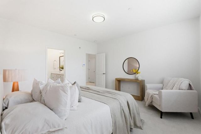 925 Indian Wells Avenue, Sunnyvale, CA 94085