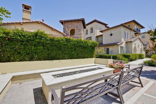 925 Indian Wells Avenue, Sunnyvale, CA 94085