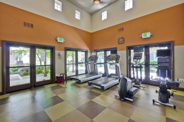 925 Indian Wells Avenue, Sunnyvale, CA 94085