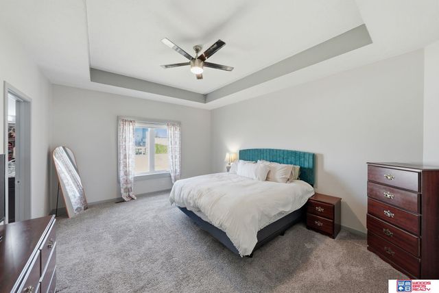 1121 N 97th Street, Lincoln, NE 68505